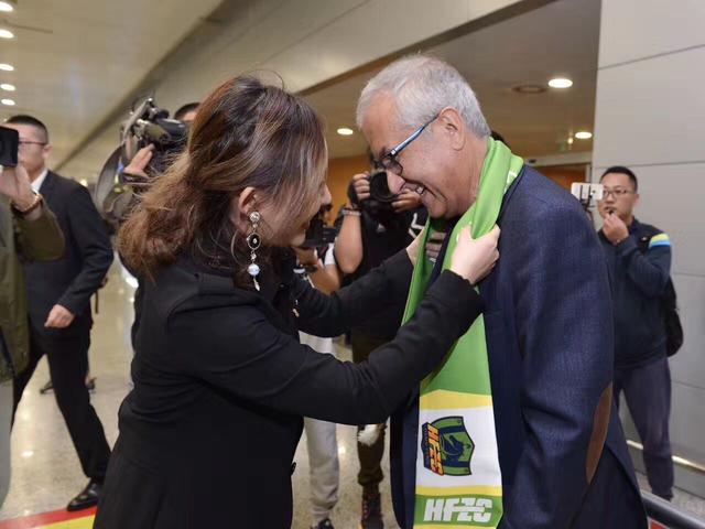 情事：善良的婶婶